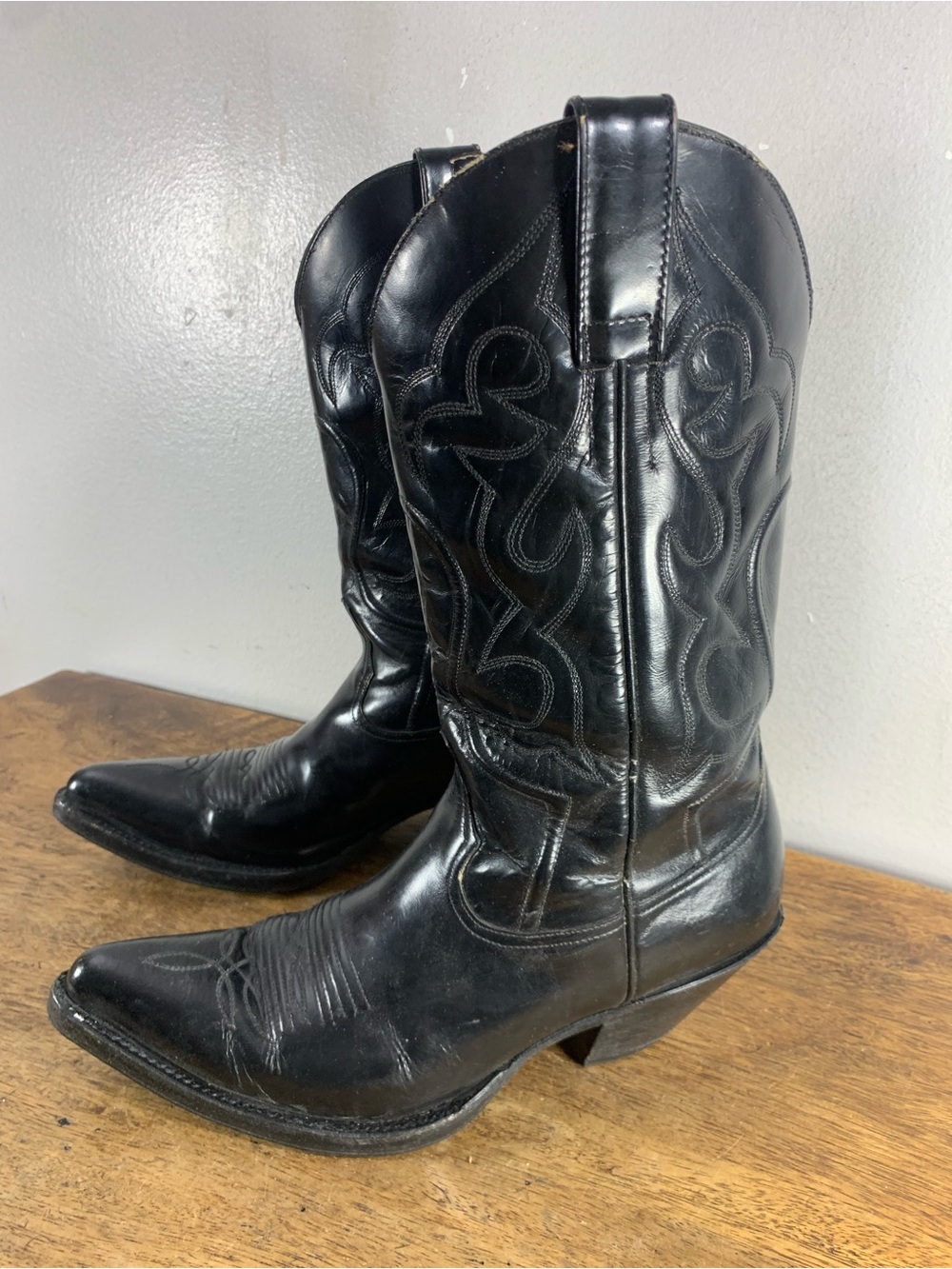 Tony benattars vintage cowboy leather boots